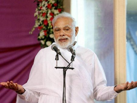 તમે તો ગુરુ ગુમાવ્યા છે, મેં પિતા ગુમાવ્યા છે; રડી પડ્યા મોદી