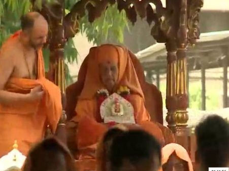 જુઓ પ્રમુખ સ્વામીના અંતિમ વિધિની તસવીરો...