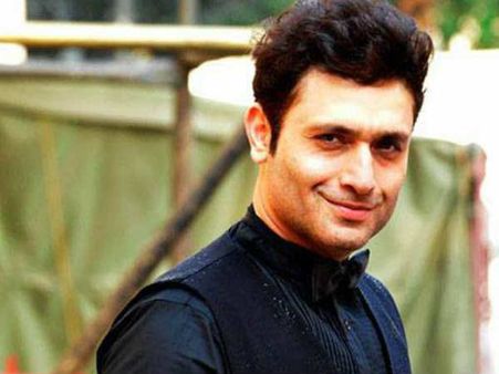 શાહીની આહુજા 