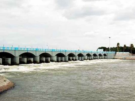 કાવેરી મુદ્દે કર્ણાટકમાં હજારો લોકો રસ્તા પર ઊતરી આવ્યા