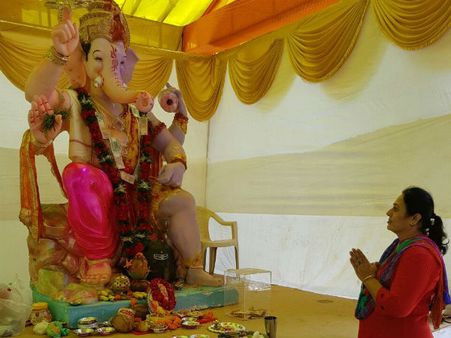 મીના દૂઆ મીના દૂઆ