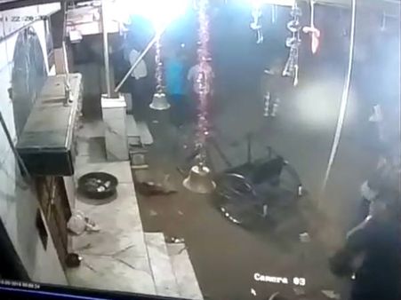 અમદાવાદના રખિયાલમાં બે જૂથોએ સામ સામે કર્યો પથ્થરમારો