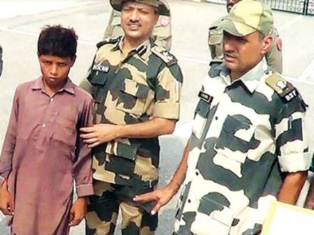 ભારતમાં પ્રવેશેલા પાકિસ્તાની કિશોરને પરત મોકલવામાં આવ્યો