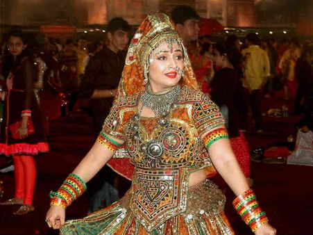 આભલા કેરી કોર...