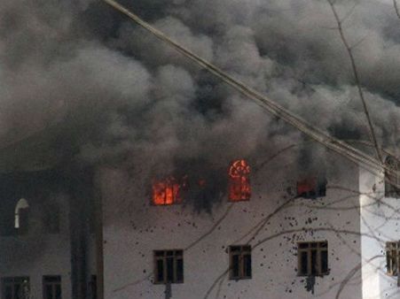 જે&કેઃ પમ્પોરમાં આતંકીઓ સામે અથડામણ