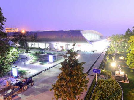 એરપોર્ટની ખાસિયત એરપોર્ટની ખાસિયત