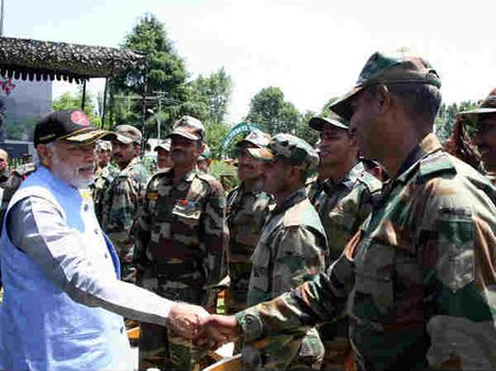 પીએમ મોદી જવાનો સાથે મનાવશે દિવાળી, જાણો માણા પોસ્ટની ખાસ વાતો