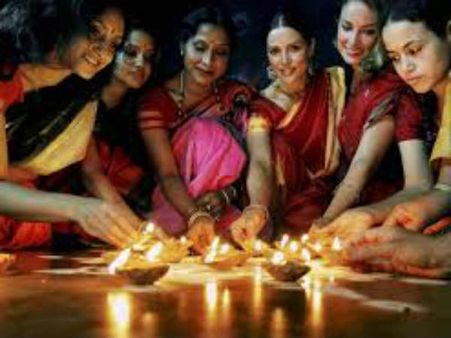 Diwali 2017: દિવાળી એટલે પડોશીનો દિવો ઓલવીને ભાગી જવાનું!