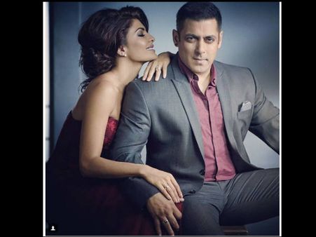 ViralPics: સલમાન સાથે હોટ દેખાવવાના ચક્કરમાં મુદ્દો જ ભૂલી ગયી