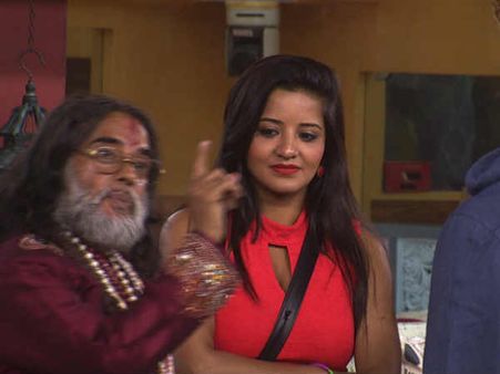 બાબા પાસે મળ્યા અશ્લીલ ફોટા