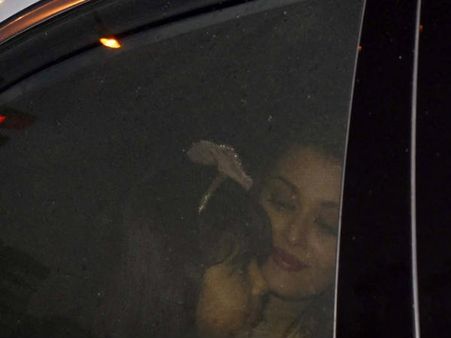 આરાધ્યા સાથે ઐશ્વર્યા