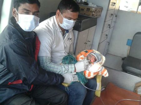 વસ્ત્રાપુરમાં કચરાપેટી પાસેથી મળી આવી નવજાત બાળકી