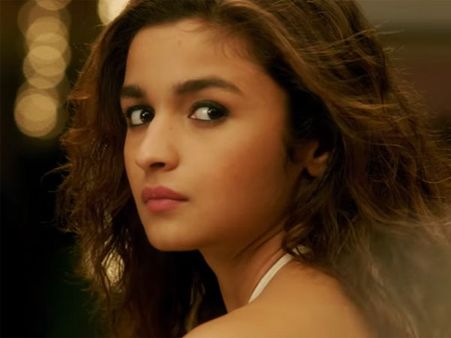 આલિયા ભટ્ટ આલિયા ભટ્ટ