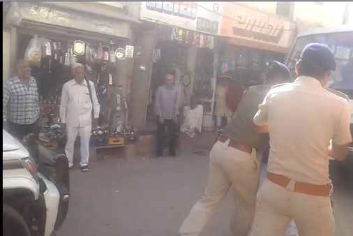 ઉત્તર ગુજરાતમાં પણ કોંગ્રેસે કર્યું વિરોધ પ્રદર્શન ઉત્તર ગુજરાતમાં પણ કોંગ્રેસે કર્યું વિરોધ પ્રદર્શન