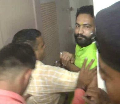 પોલીસે ઝડપેલા બલિ ડાંગરે કહ્યું આનંદી બહેને મને ફસાવ્યો 