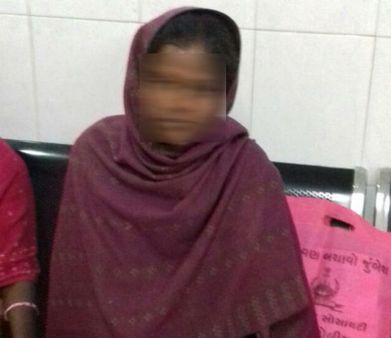 વડોદરામાં યુવતી બની 