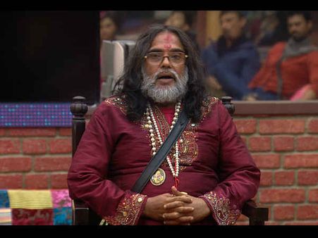 બિગ બોસ 10: સ્વામીજીની ધરપકડ કરવા પહોંચી પોલિસ... પરંતુ