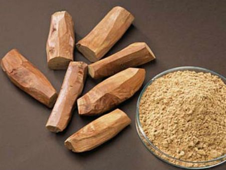 કુંડળી દોષ, વાસ્તુદોષ કે ગ્રહદોષને દૂર કરી શકે છે ચંદન, જાણો કેવી રીતે