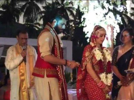 વેડિંગ ડાયરી