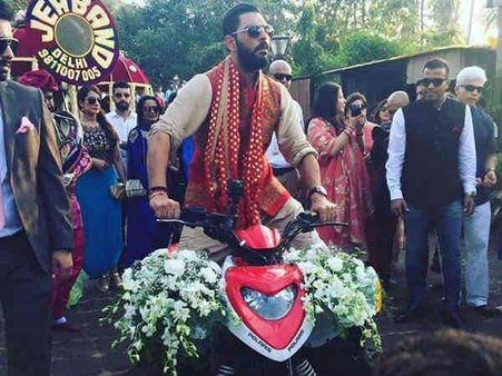 યુવરાજની એન્ટ્રી