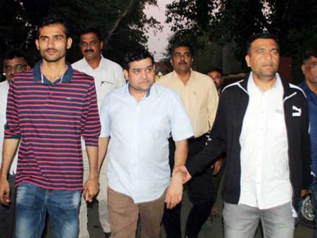 100 કરોડની જમીન પચાવી પાડનારો આરોપી ઝડપાયો 