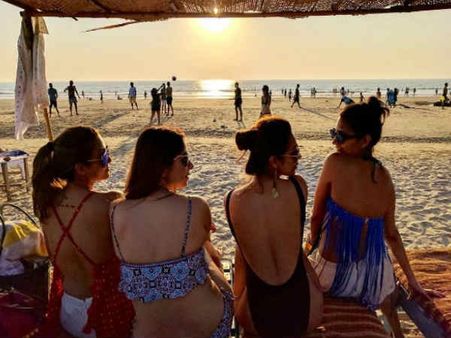 ગર્લ્સ ગેન્ગ ગર્લ્સ ગેન્ગ