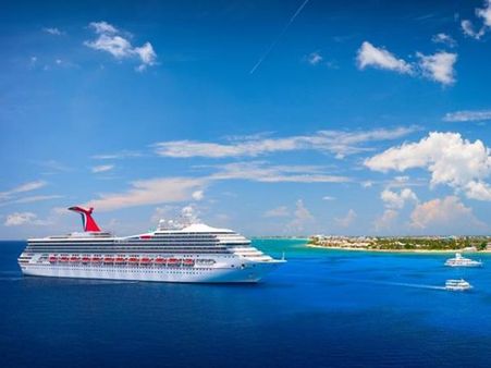 OMG: નવા વર્ષે Boss તેના 800 કર્મચારીઓને આપી આ ગ્રીફ્ટ