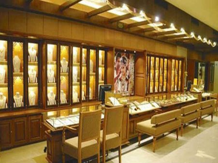 માણેકચોકમાં આઇટીના સર્ચ ઓપરેશનથી જવેલર્સમાં ફફડાટ