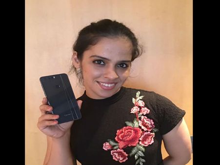 આ ફોટાને કારણે સાઇના પર લાગ્યો દેશદ્રોહી હોવાનો આરોપ