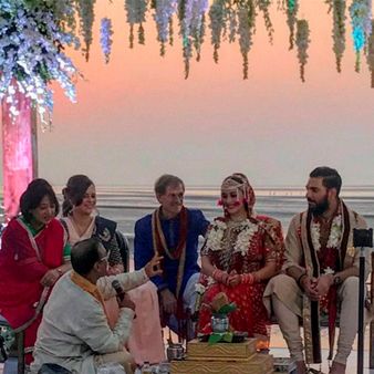 નવા Photos: યુવી-હેઝલની ગોવા વેડિંગમાં પહોંચ્યા વિરાટ-અનુષ્કા