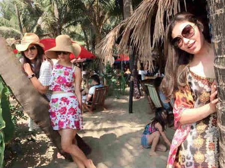 બીચ પર મસ્તી બીચ પર મસ્તી