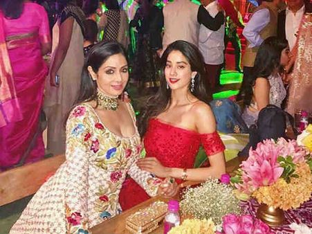 મમ્મી શ્રીદેવી સાથે જ્હાનવી