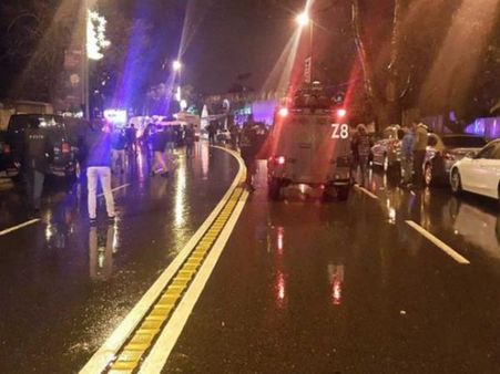 નવા વર્ષની ઉજવણી વચ્ચે ઇસ્તંબુલમાં નાઇટક્લબમાં હુમલો, 39 મોત, સાંતા બનીને આવ્યા