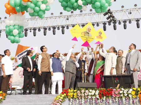 આંતરરાષ્ટ્રીય પતંગોત્સવનો મુખ્યમંત્રી વિજય રુપાણીના હસ્તે શુભારંભ