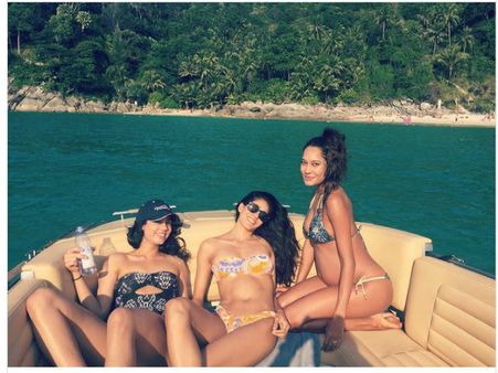 અહીં વાંચો