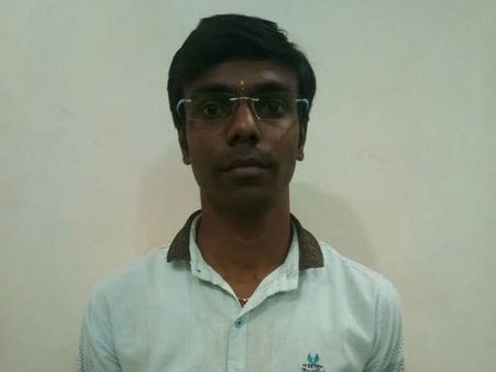 રેડ મિરચી સોફ્ટવેરથી ઇ-ટિકિટ બુક કરતો યુવક ઝડપાયો