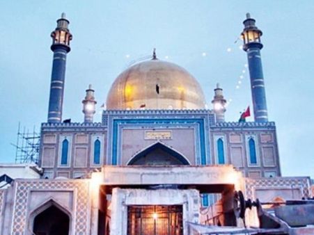 પાકિસ્તાનની લાલ શહબાજ દરગાહમાં આતંકી હુમલો, 100ના મોત