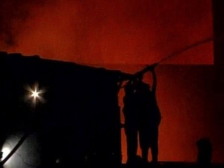 કલકત્તાના બડા બજારમાં ભીષણ આગ, 30 ફાયરબ્રિગેડની ગાડીઓ ઘટનાસ્થળે