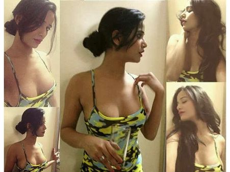 બોલ્ડ તસવીર