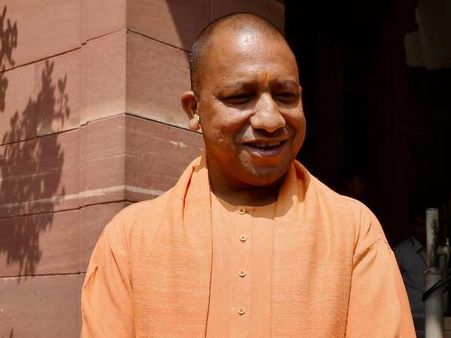 વિવાદિત છે, યુપીના નવા મુખ્યમંત્રી યોગી આદિત્યનાથ?