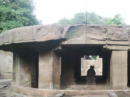 પાતાળેશ્વર મંદિરની ગુફાઓ!