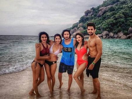 લીના-શ્રીતિ-ચારુ