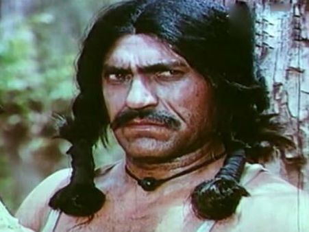 મૂછાળી સ્કૂલ ગર્લ? મૂછાળી સ્કૂલ ગર્લ?