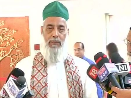 પૈગામ-એ-મોહબ્બત લઇ ફરી પાકિસ્તાન જઇશઃ મૌલવી