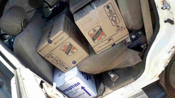 કહેવાતી દારુબંધી, સુરેન્દ્રનગરમાંથી વિદેશી દારૂની બોટલો જપ્ત