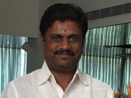 બેંગ્લુરૂમાં ભાજપના પંચાયતના સભ્યની નિર્દયી હત્યા