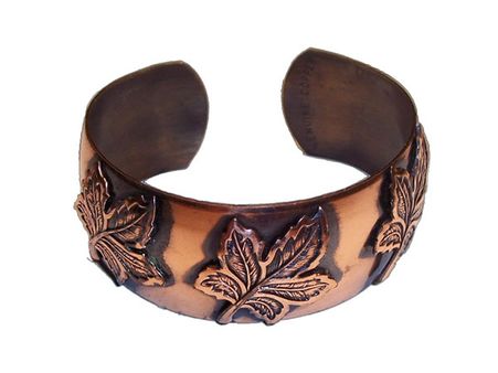 આ ઘરેણું કરે છે ઉપચાર, તાંબાની વીંટી પહેરવાના છે અનેક લાભ