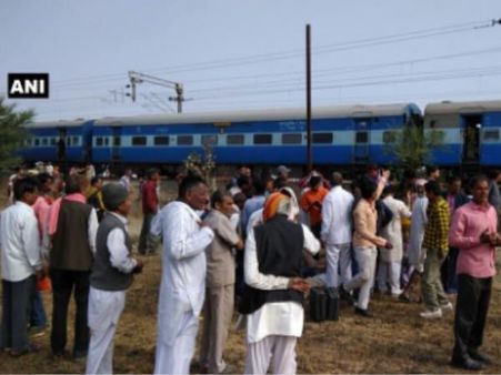 ભોપાલ-ઉજ્જૈન પેસેન્જર ટ્રેનમાં વિસ્ફોટ, 9 ઘાયલ