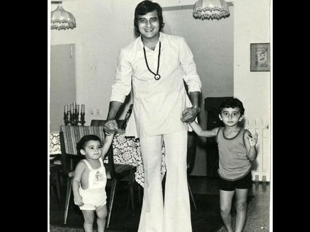 મૂળ પાકિસ્તાનના છે વિનોદ ખન્ના મૂળ પાકિસ્તાનના છે વિનોદ ખન્ના