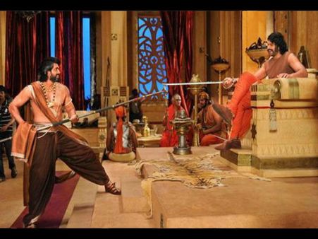 #Baahubali2: 500 લોકોએ મળી 50 દિવસમાં રેડી કર્યો ભવ્ય સેટ